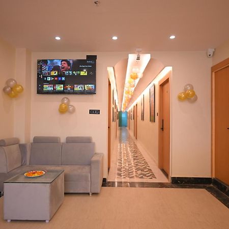 Sunrise Vista Inn Prayagraj Exterior foto
