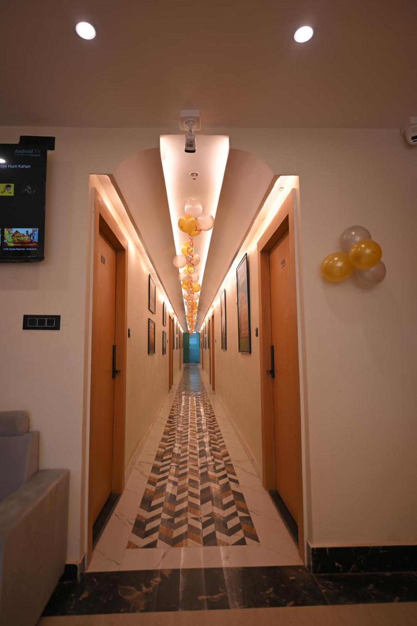 Sunrise Vista Inn Prayagraj Exterior foto